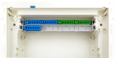 Щит встраиваемый KVM, 2 ряда, 24+4 мод, металл.дверца