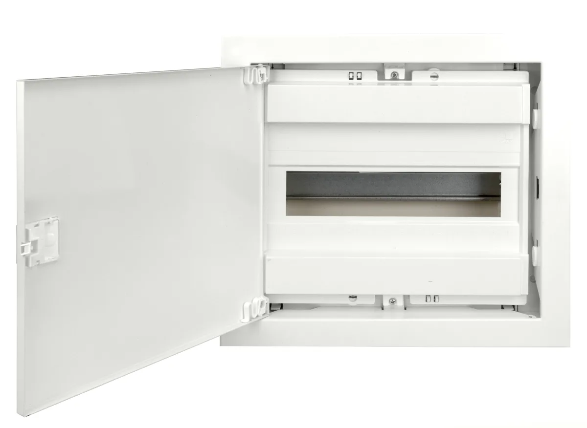 Щит встраиваемый, 1 ряд, 12+2 мод, металл.дверца, для кирп. стен