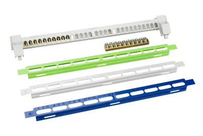 Flush-mounted modular panel, 2-row, 24+4 modules, transparent door