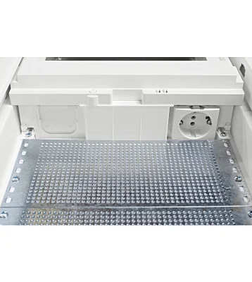 Recessed combined distribution board, 24+4 modules+2 IT mounting panels, metal door