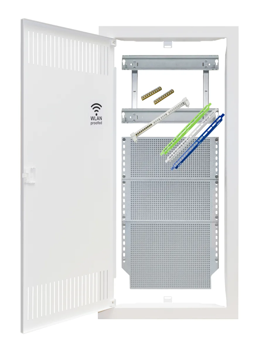 Door and frame of shield, 5-row, 24+4 modules + 3 mounting panels
