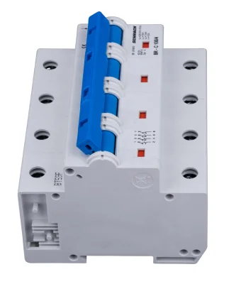 Автоматический выключатель C100/4, 10кА