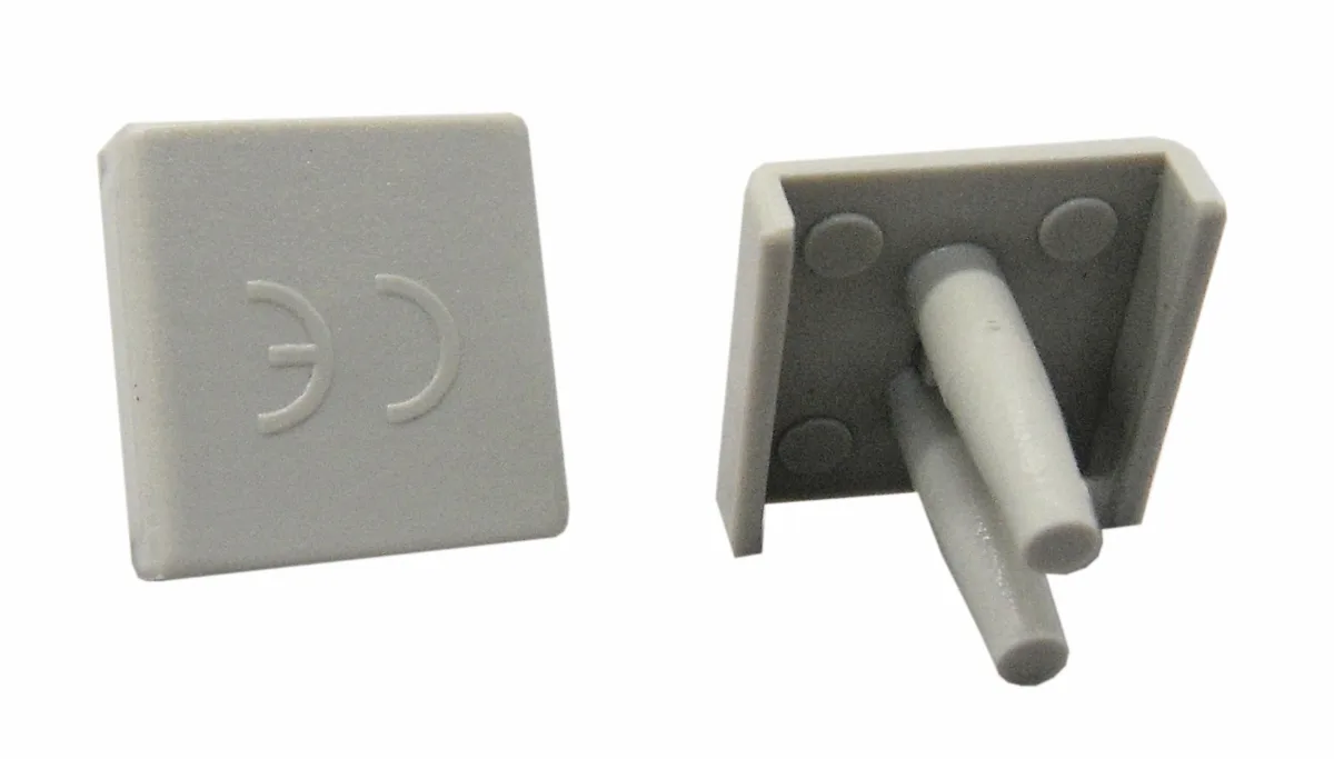 End cap for 2-pole busbar