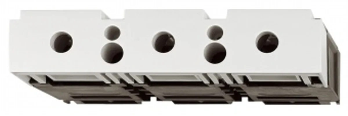 Крышка клемм для адаптера 3-пол MC3